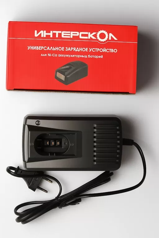 Устройство зарядное универсальное, Ni-Cd 2401 012 Интерскол